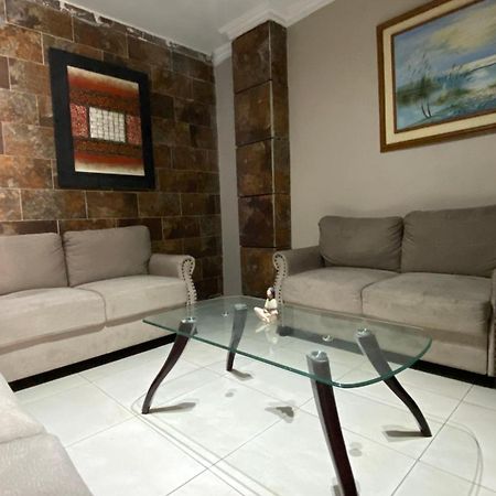 Hostal Bellagio 瓜亚基尔 外观 照片